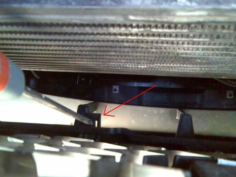 How to Remove the D40 grill and fit a second horn!